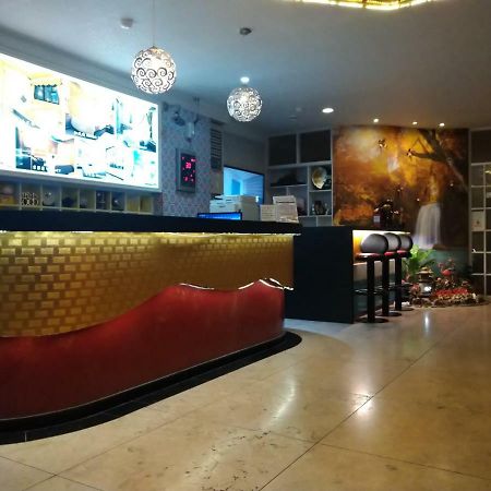Boston Hotel Csiaji Kültér fotó